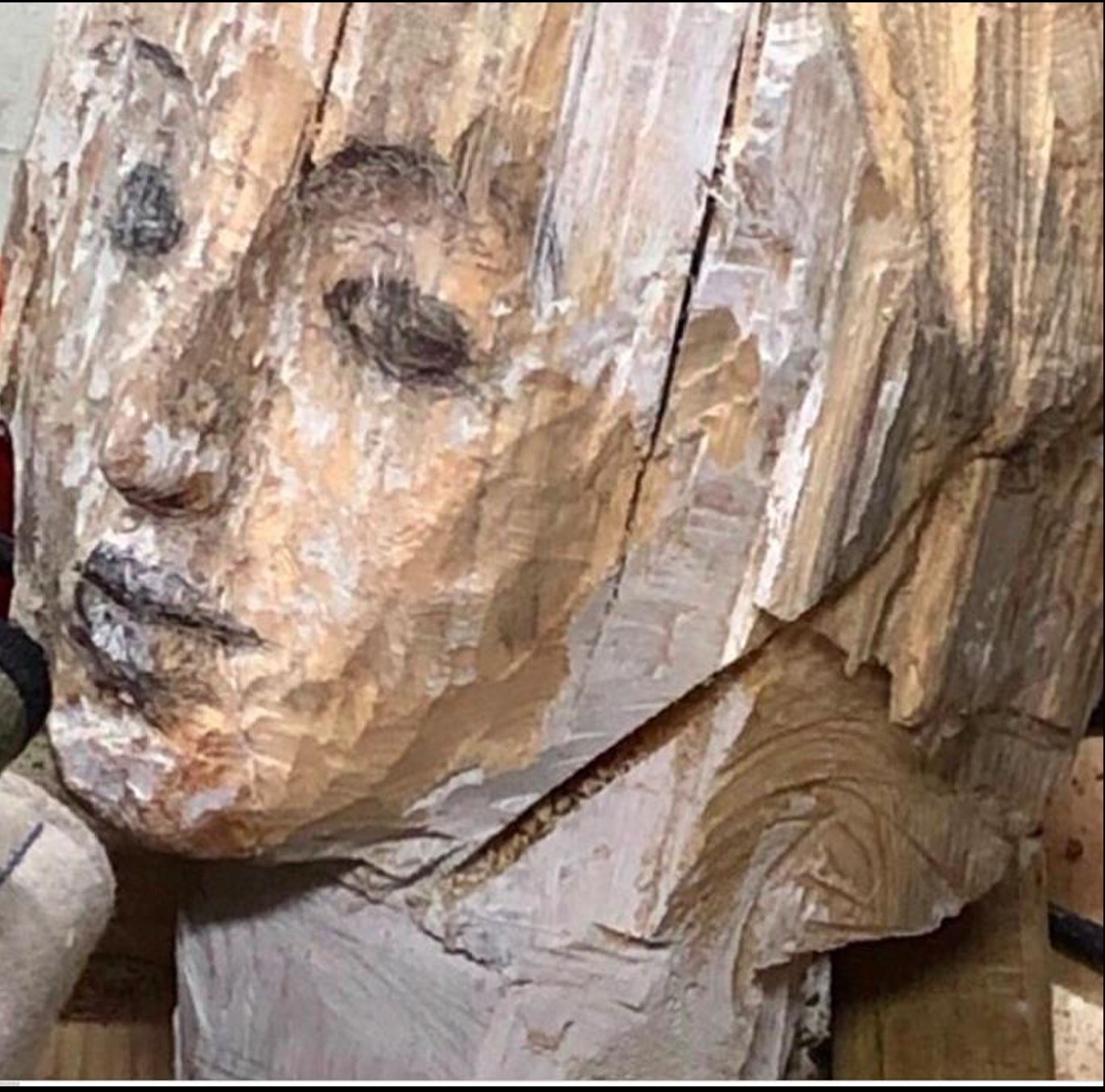 wood_sculpture